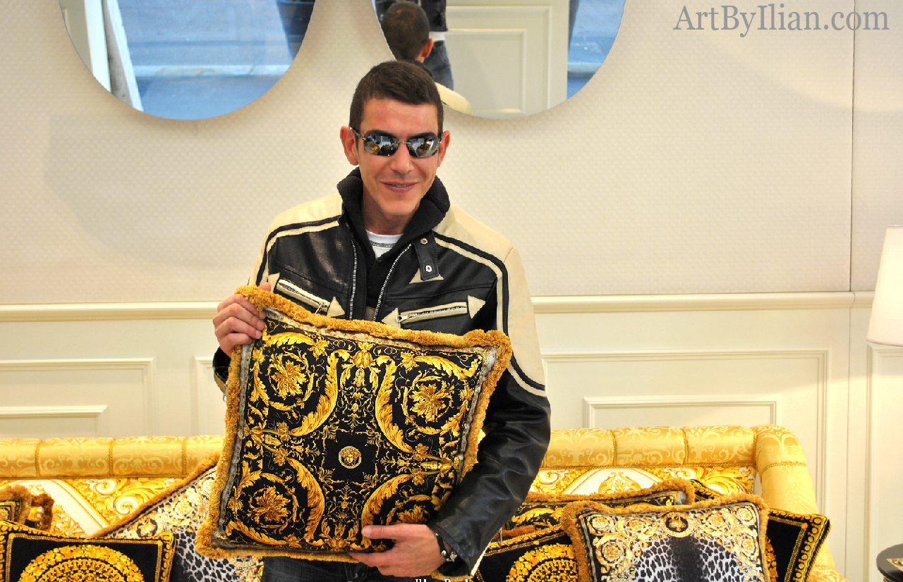 okWeb-Works-for-Versace_00024